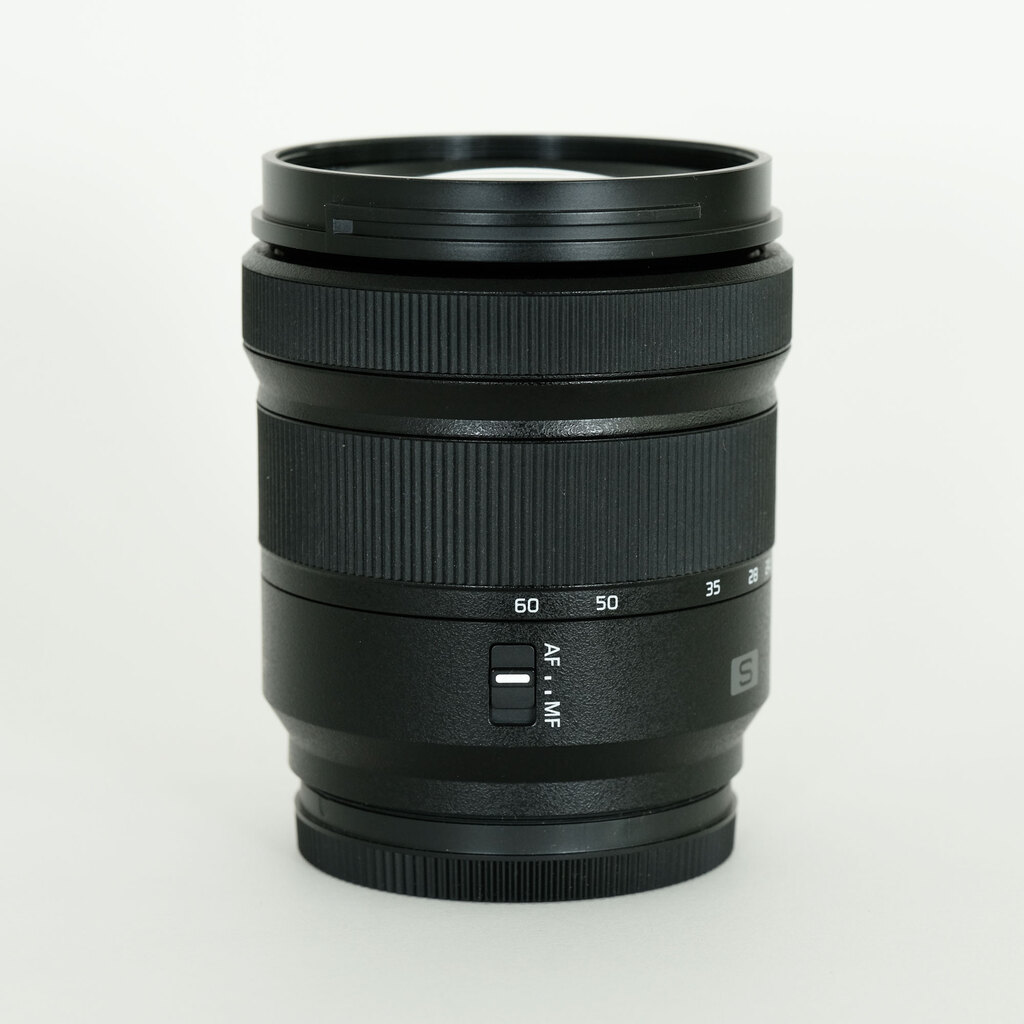 Panasonic LUMIX S 20-60mm F3.5-5.6 Panasonic LUMIX S 20-60mm F3.5-5.6