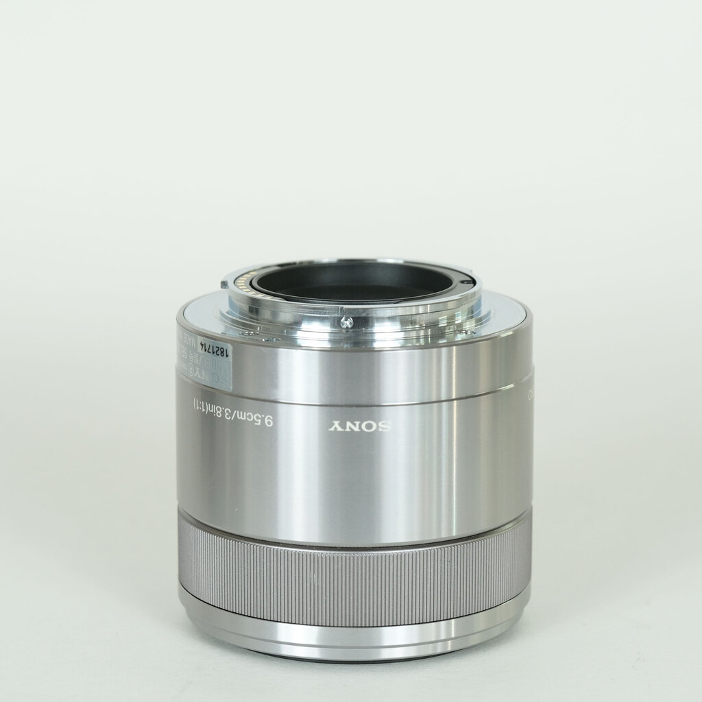 SONY E 30mm F3.5 Macro SEL30M35