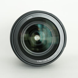 Panasonic LUMIX S PRO 24-70mm F2.8