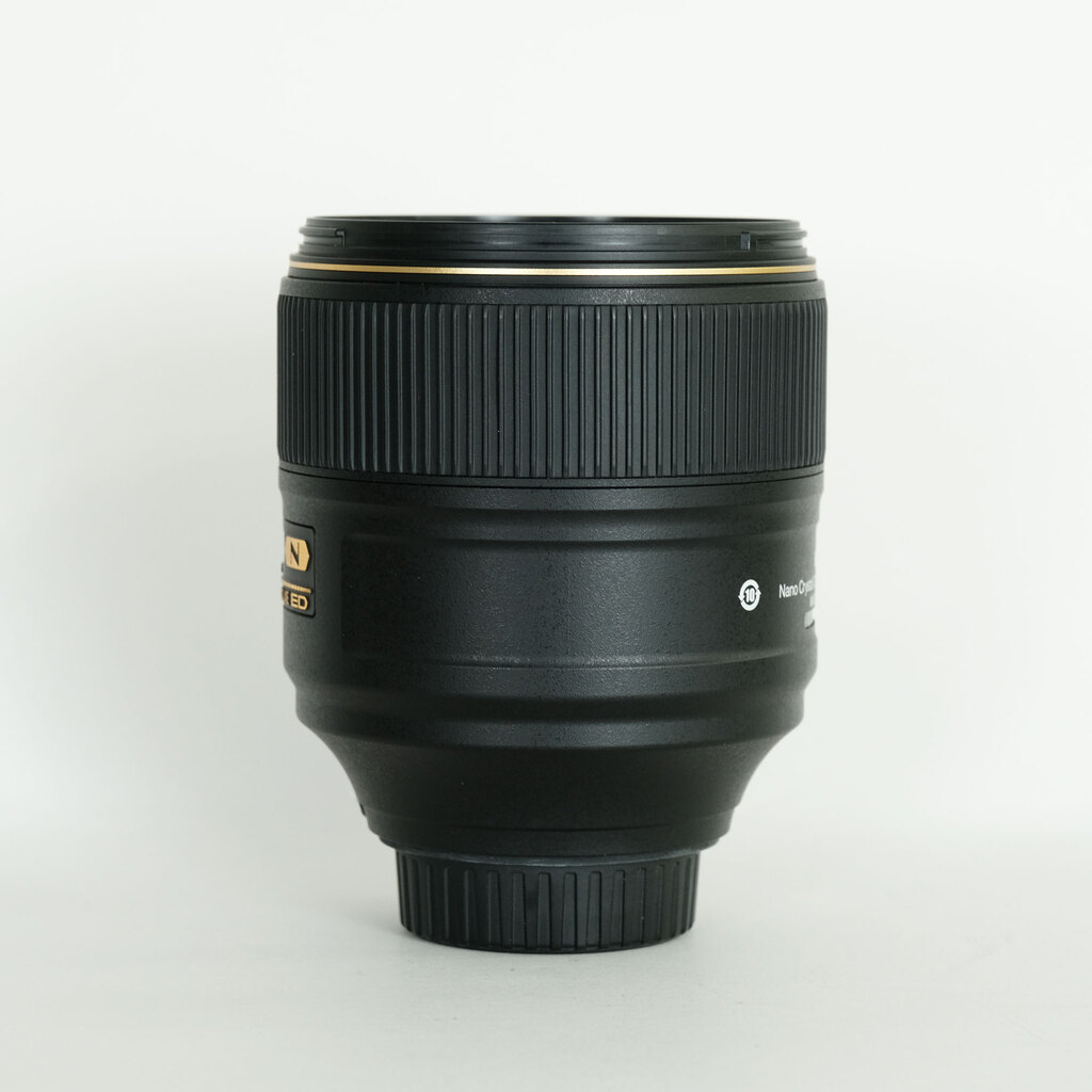Nikon AF-S NIKKOR 105mm f/1.4E ED Nikon AF-S NIKKOR 105mm f/1.4E ED