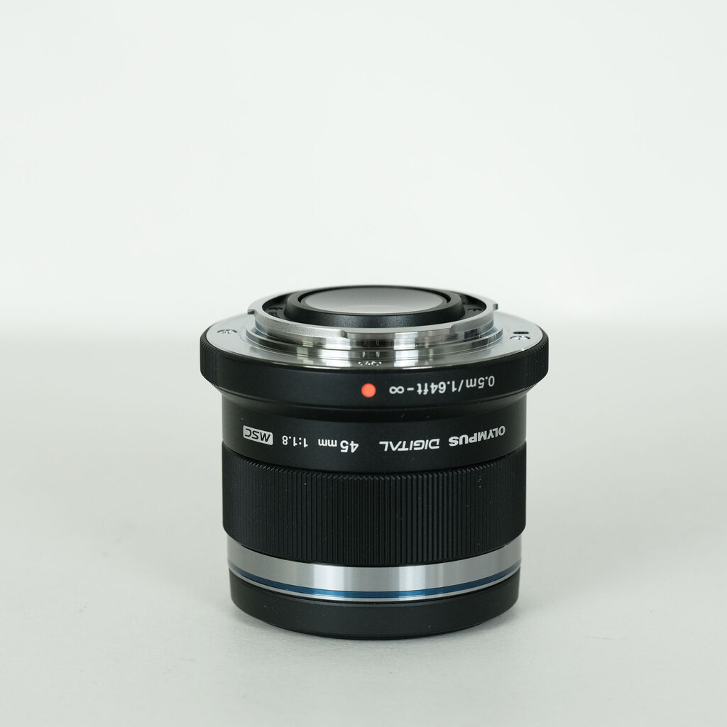 OLYMPUS M.ZUIKO DIGITAL 45mm F1.8