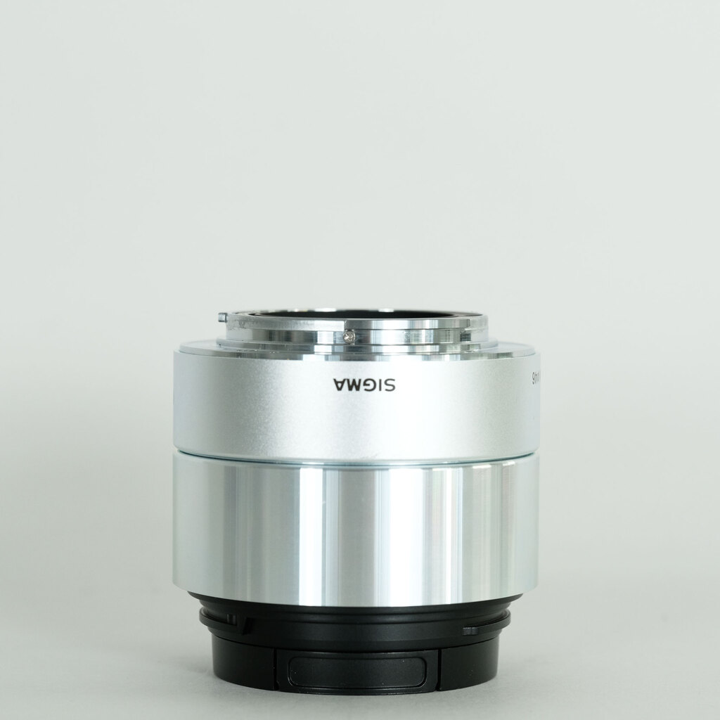 SIGMA A 19mm F2.8 DN (ソニーE用) シルバー SIGMA A 19mm F2.8 DN (ソニーE用) シルバー