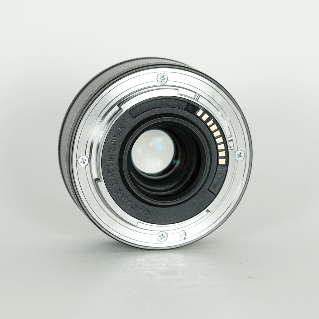 Canon EF-M22mm F2 STM