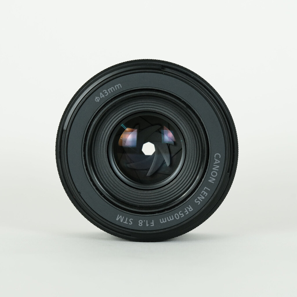 Canon RF50mm F1.8 STM
