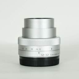 Panasonic LUMIX G VARIO 12-32mm / F3.5-5.6 ASPH. / MEGA O.I.S. Panasonic LUMIX G VARIO 12-32mm / F3.5-5.6 ASPH. / MEGA O.I.S.