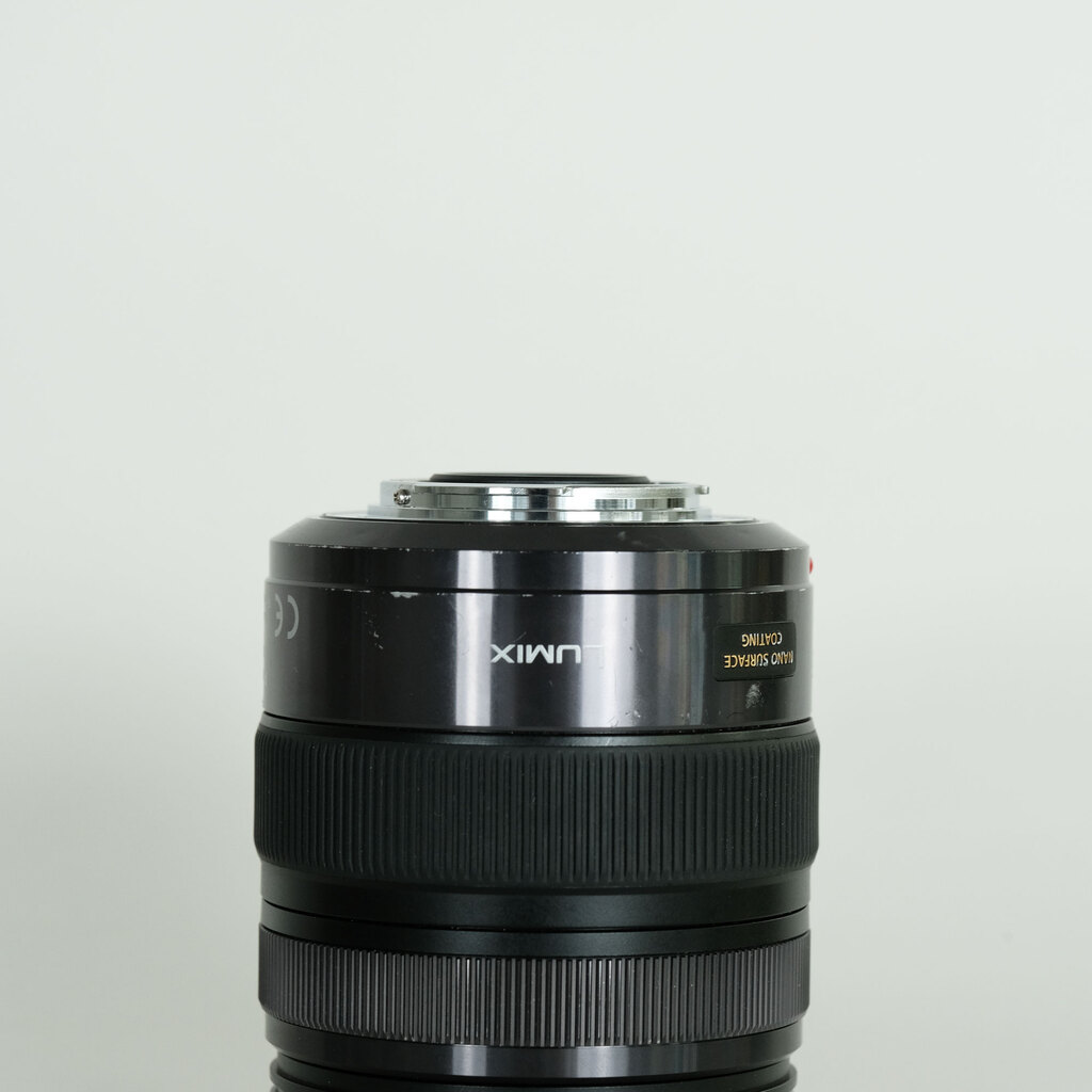 Panasonic LUMIX G X VARIO 12-35mm / F2.8 ASPH. / POWER O.I.S. Panasonic LUMIX G X VARIO 12-35mm / F2.8 ASPH. / POWER O.I.S.