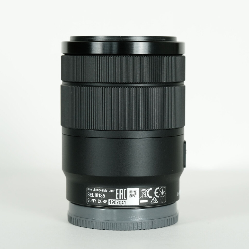 SONY E 18-135mm F3.5-5.6 OSS SEL18135 SONY E 18-135mm F3.5-5.6 OSS SEL18135
