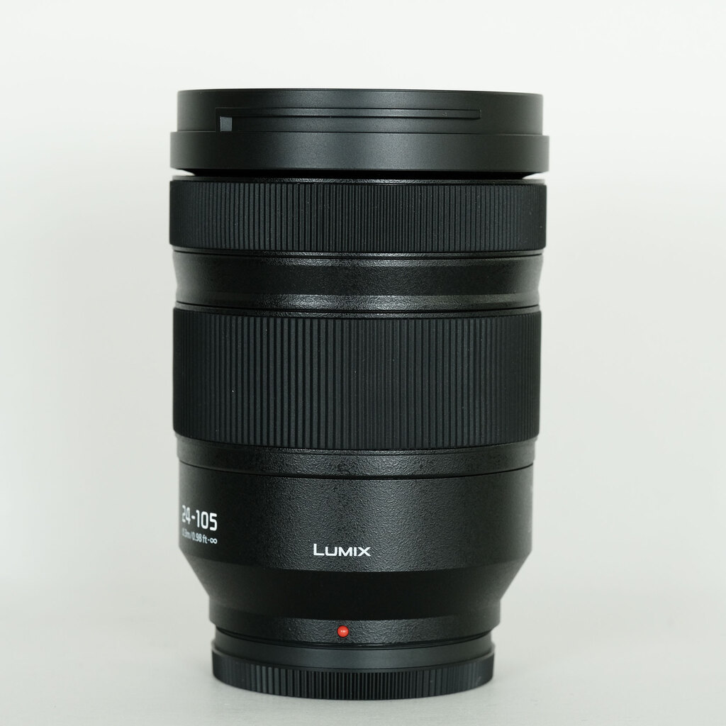 Panasonic LUMIX S 24-105mm F4 MACRO O.I.S. Panasonic LUMIX S 24-105mm F4 MACRO O.I.S.