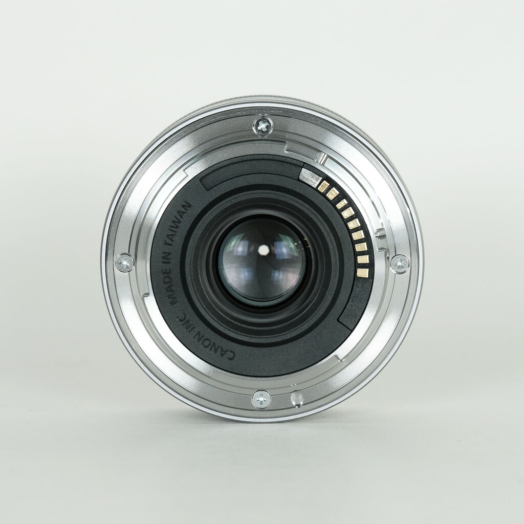 Canon EF-M22mm F2 STM Canon EF-M22mm F2 STM