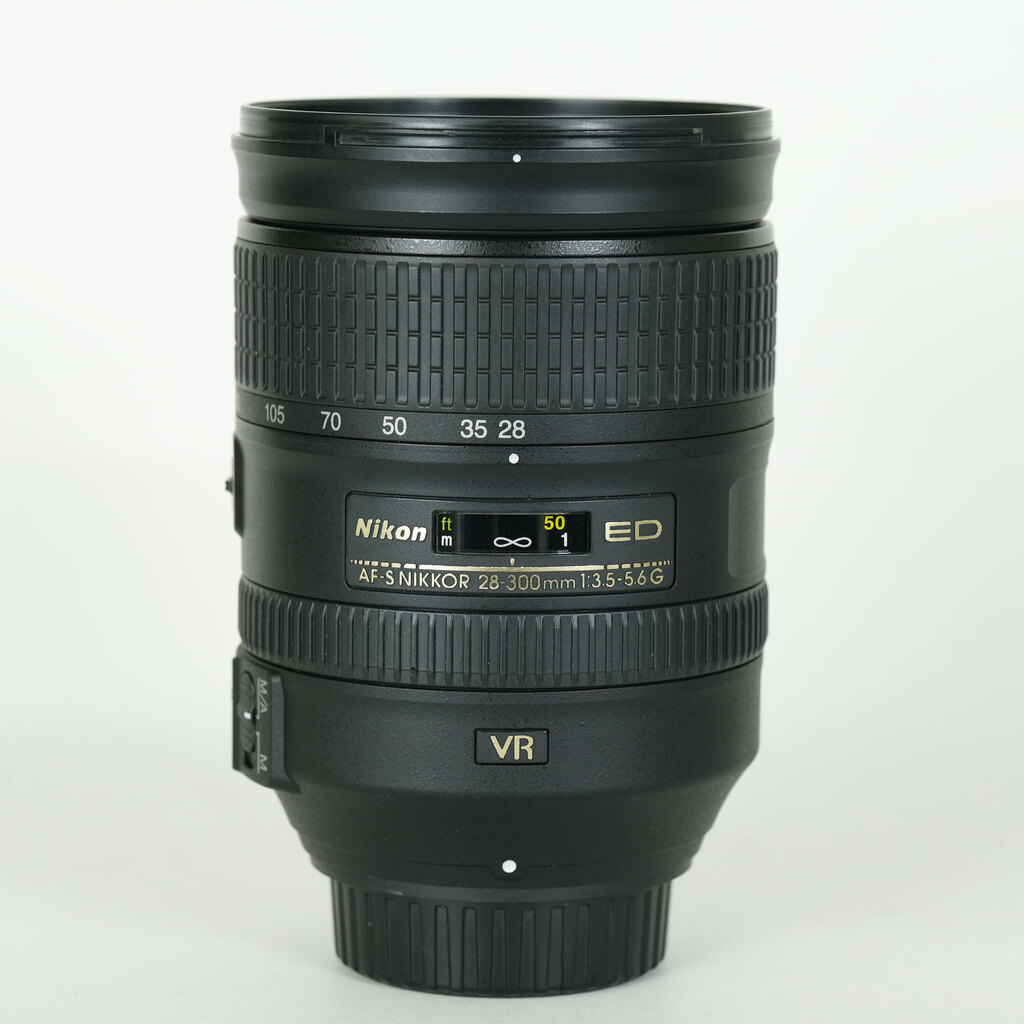 Nikon AF-S NIKKOR 28-300mm f/3.5-5.6G ED VR
