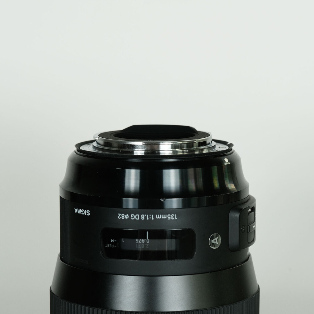 SIGMA 135mm F1.8 DG HSM｜Art [キヤノン用]の出品 | ONE SCENE