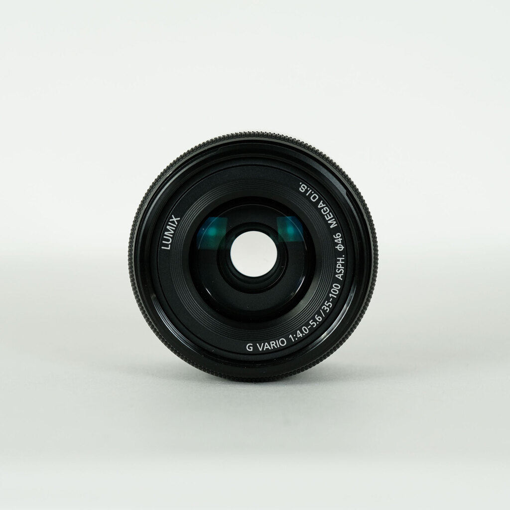 Panasonic LUMIX G VARIO 35-100mm / F4.0-5.6 ASPH. / MEGA O.I.S. Panasonic LUMIX G VARIO 35-100mm / F4.0-5.6 ASPH. / MEGA O.I.S.
