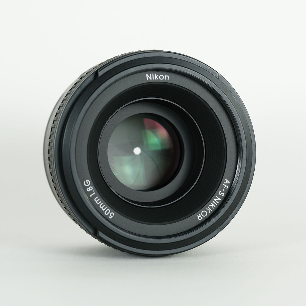 Nikon AF-S NIKKOR 50mm f/1.8G Nikon AF-S NIKKOR 50mm f/1.8G