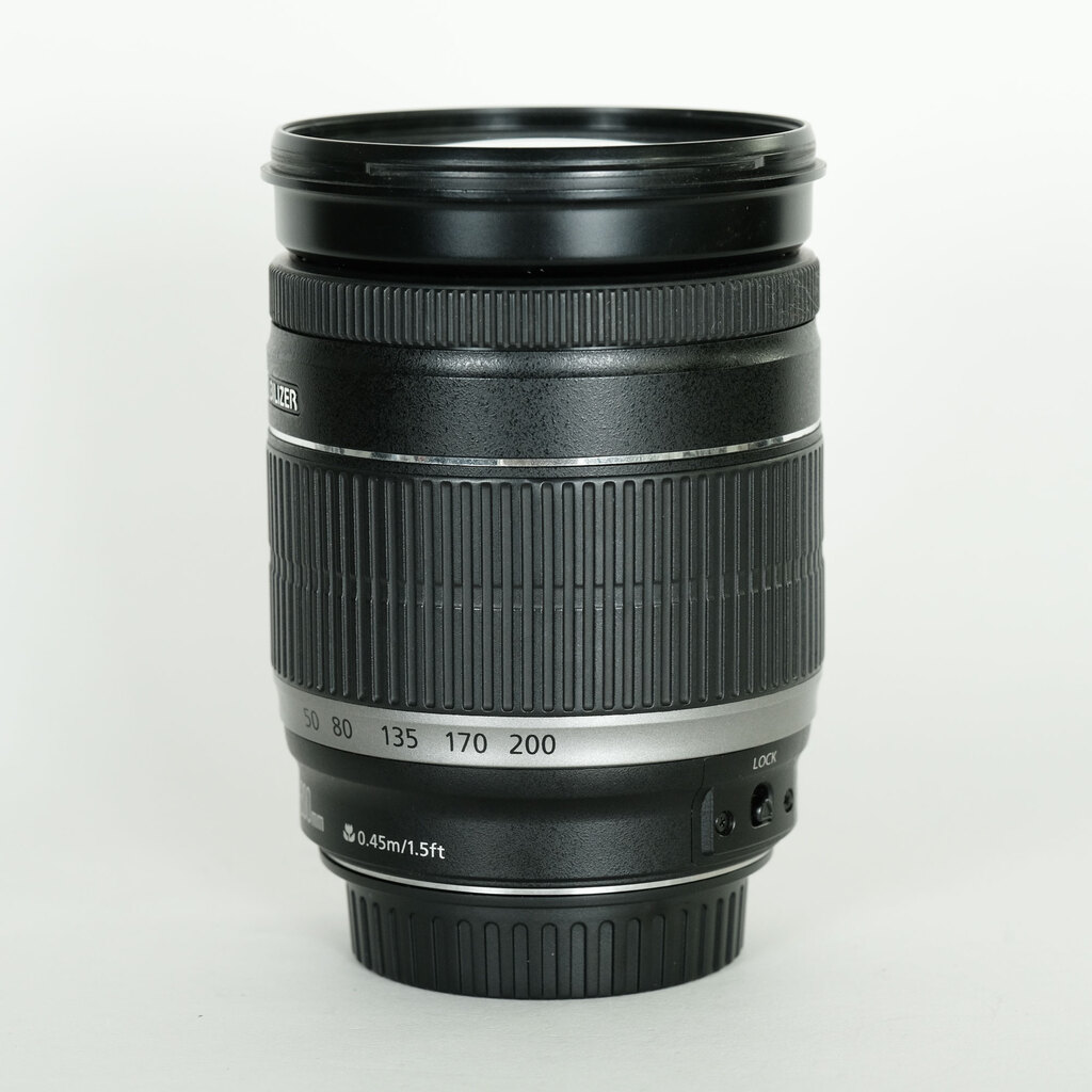 Canon EF-S18-200mm F3.5-5.6 IS