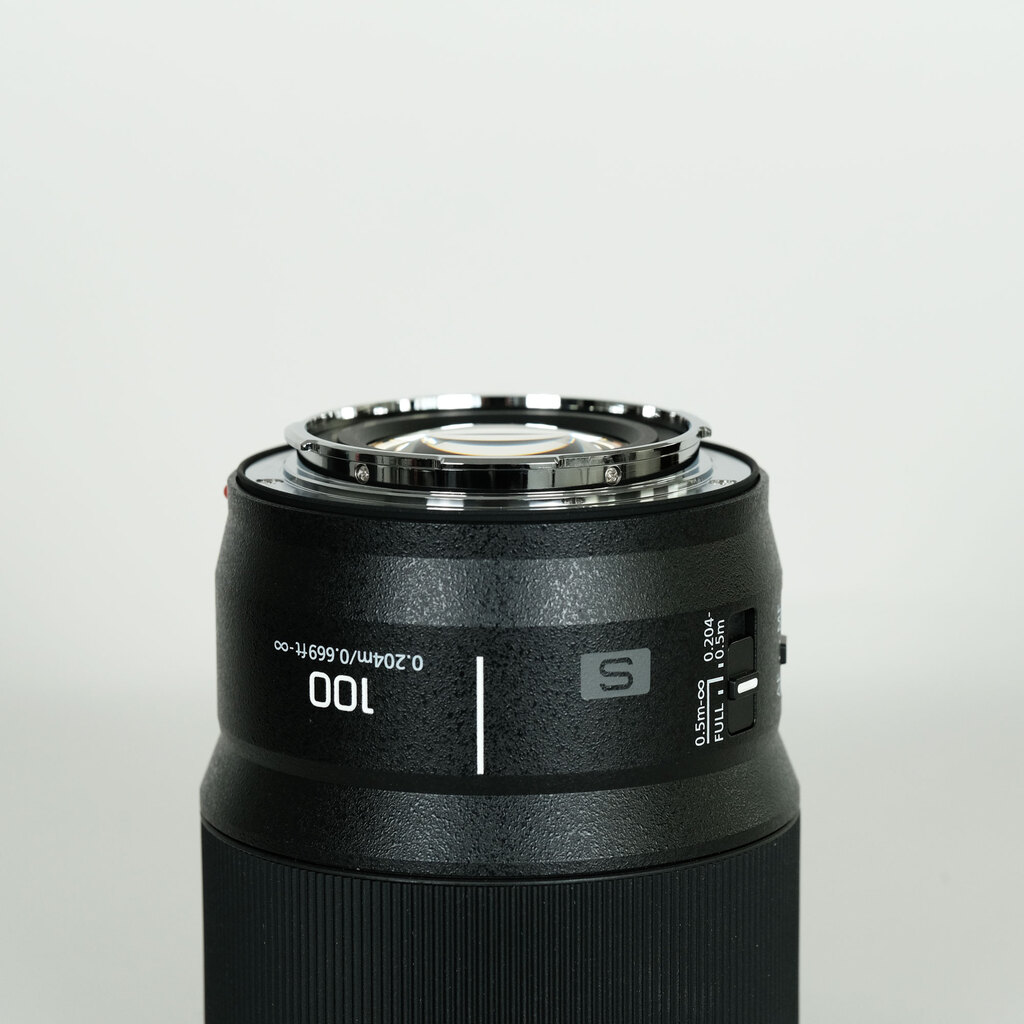 Panasonic LUMIX S 100mm F2.8 MACRO Panasonic LUMIX S 100mm F2.8 MACRO