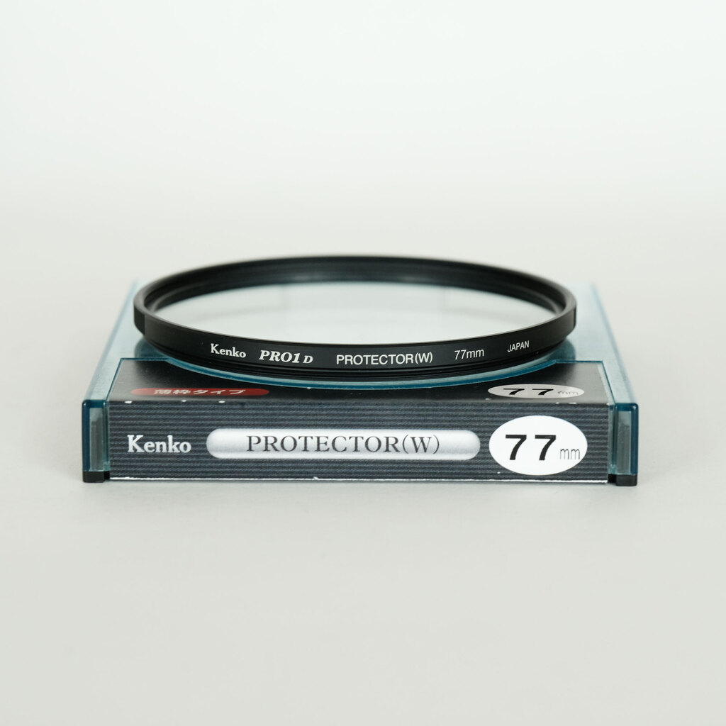 Canon RF50mm F1.2 L USM Canon RF50mm F1.2 L USM