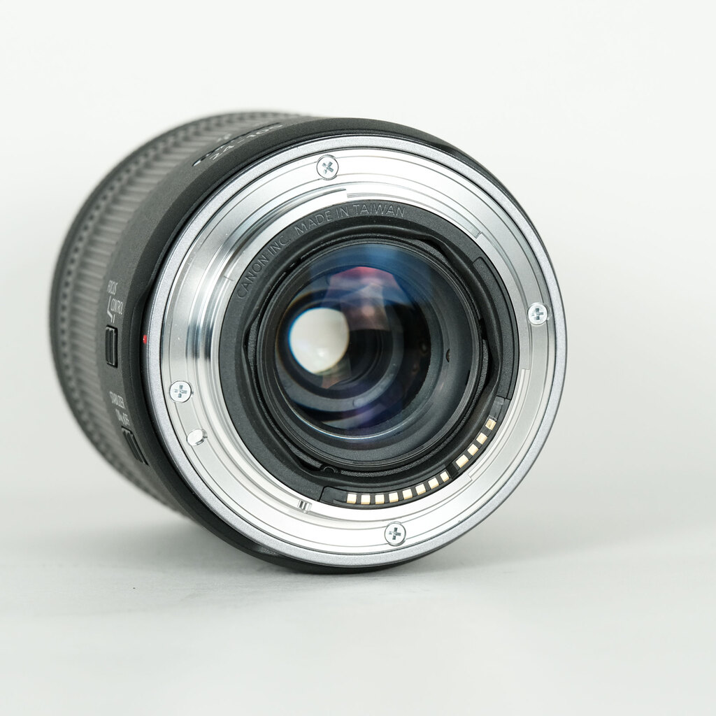 Canon RF 24-105mm F4-7.1 IS STM レンズ 美品 Canon RF 24-105mm F4-7.1 IS STM by Canon at B&C Camera