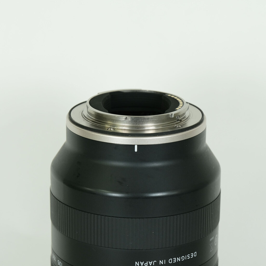 TAMRON 70-300mm F/4.5-6.3 Di III RXD (Model A047) [ソニーE用]