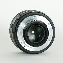Nikon AF-S NIKKOR 50mm f/1.8G Nikon AF-S NIKKOR 50mm f/1.8G