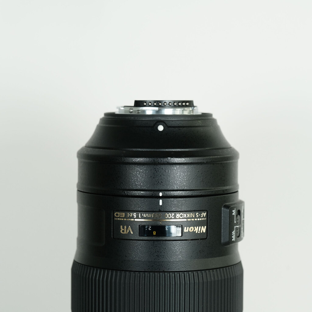 Nikon AF-S NIKKOR 200-500mm f/5.6E ED VR Nikon AF-S NIKKOR 200-500mm f/5.6E ED VR