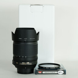 Nikon AF-S DX NIKKOR 18-105mm F3.5-5.6G ED VR Nikon AF-S DX NIKKOR 18-105mm F3.5-5.6G ED VR