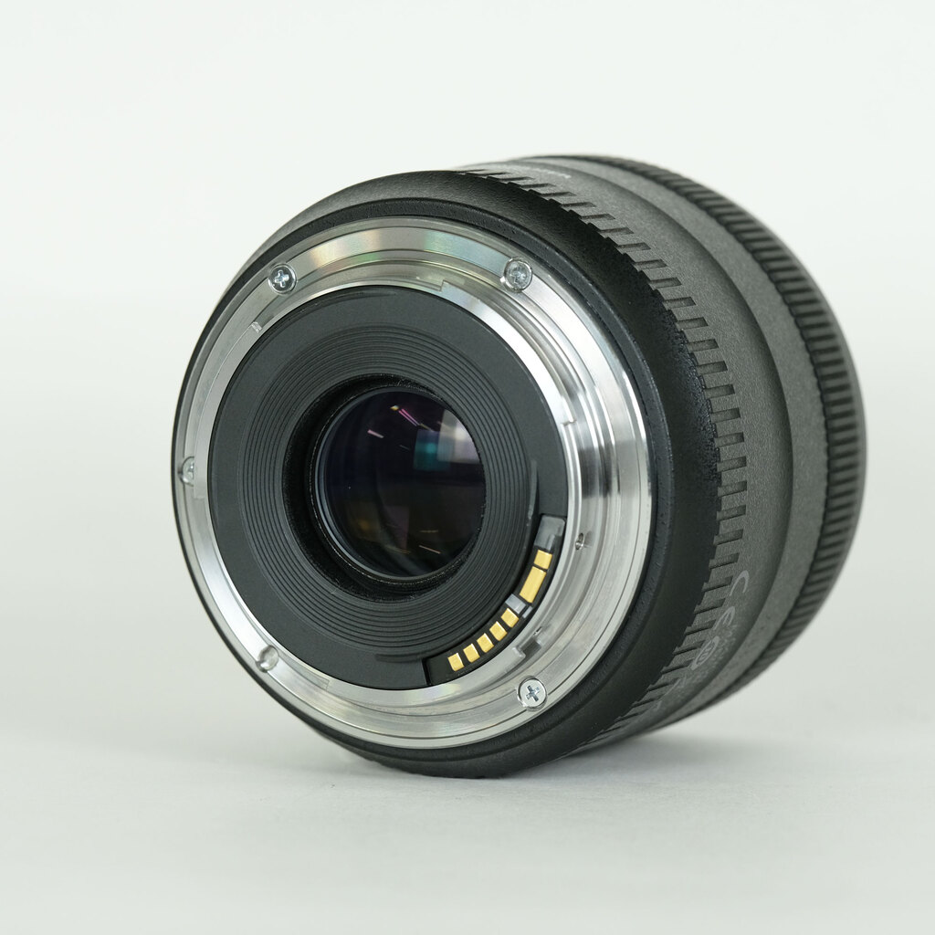 Canon EF35mm F2 IS USM