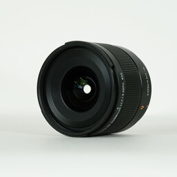 Panasonic LEICA DG SUMMILUX 9mm / F1.7 ASPH. Panasonic LEICA DG SUMMILUX 9mm / F1.7 ASPH.