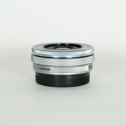 OLYMPUS M.ZUIKO DIGITAL ED 14-42mm F3.5-5.6 EZ シルバー OLYMPUS M.ZUIKO DIGITAL ED 14-42mm F3.5-5.6 EZ シルバー