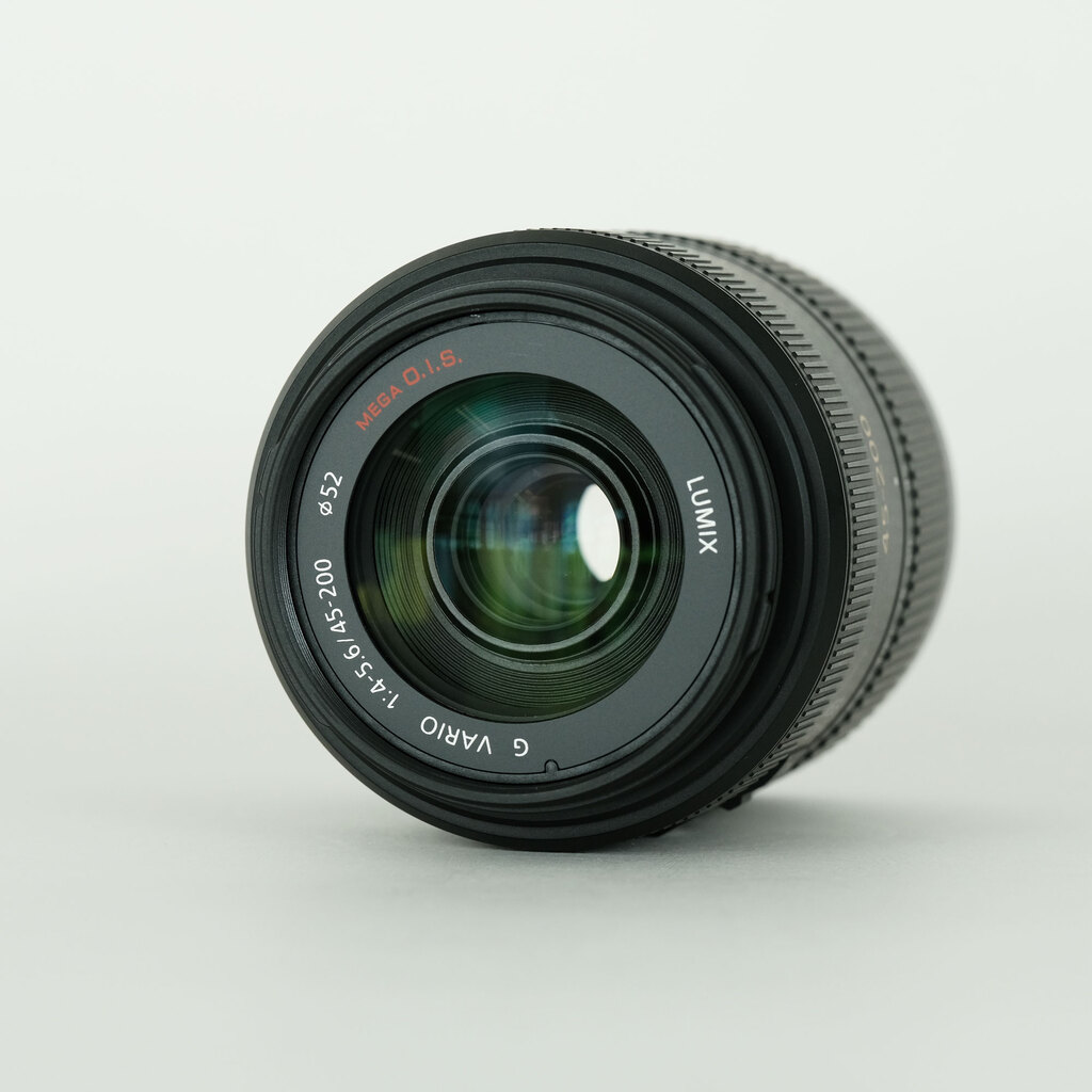 Panasonic LUMIX G VARIO 45-200mm F4.0-F5.6 MEGA O.I.S. H-FS045200 Panasonic LUMIX G VARIO 45-200mm F4.0-F5.6 MEGA O.I.S. H-FS045200