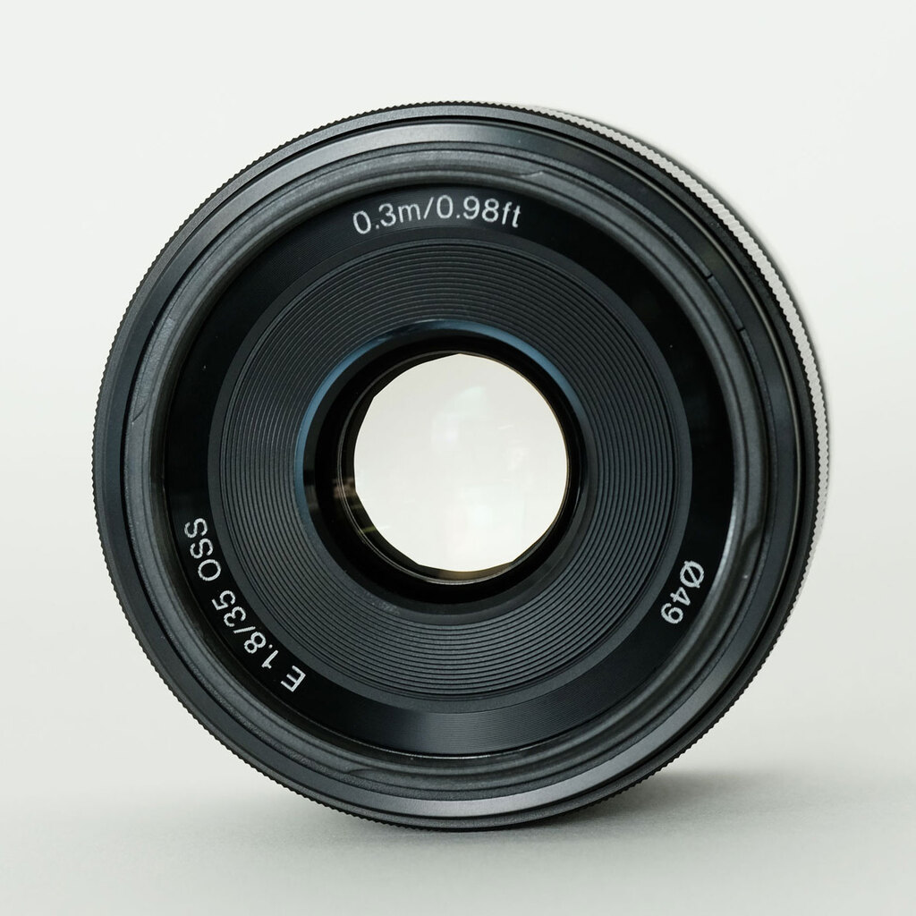 SONY E 35mm F1.8 OSS SEL35F18 SONY E 35mm F1.8 OSS SEL35F18