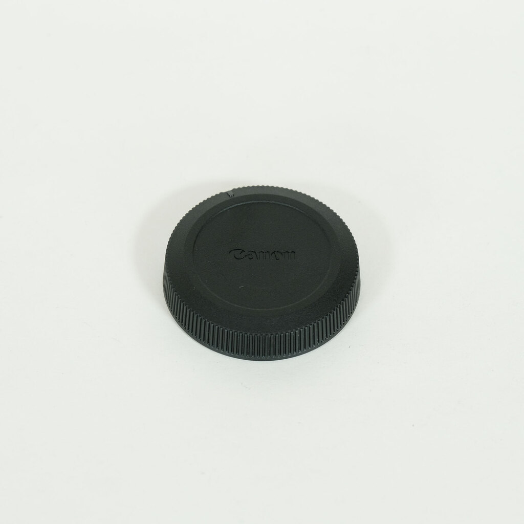 Canon RF50mm F1.8 STM Canon RF50mm F1.8 STM