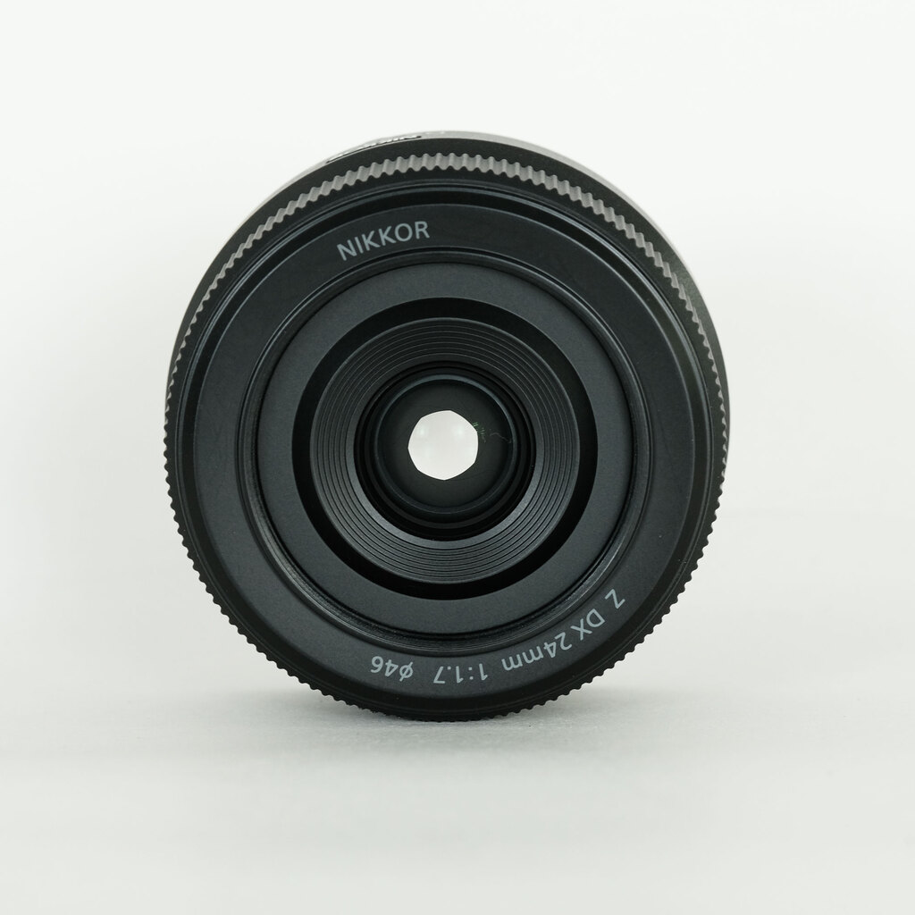 Nikon NIKKOR Z DX 24mm f/1.7 Nikon NIKKOR Z DX 24mm f/1.7