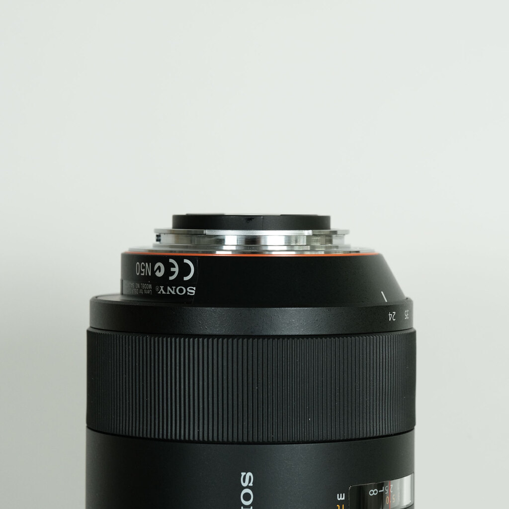 SONY Vario-Sonnar T* 24-70mm F2.8 ZA SSM SAL2470Z SONY Vario-Sonnar T* 24-70mm F2.8 ZA SSM SAL2470Z