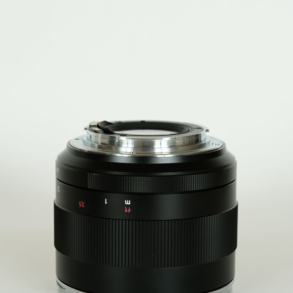 Carl Zeiss Planar T* 85mm F1.4 ZE [キヤノンEF用]の出品 | ONE