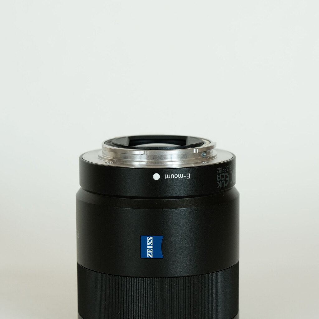 SONY Sonnar T* FE 55mm F1.8 ZA SEL55F18Z SONY Sonnar T* FE 55mm F1.8 ZA SEL55F18Z