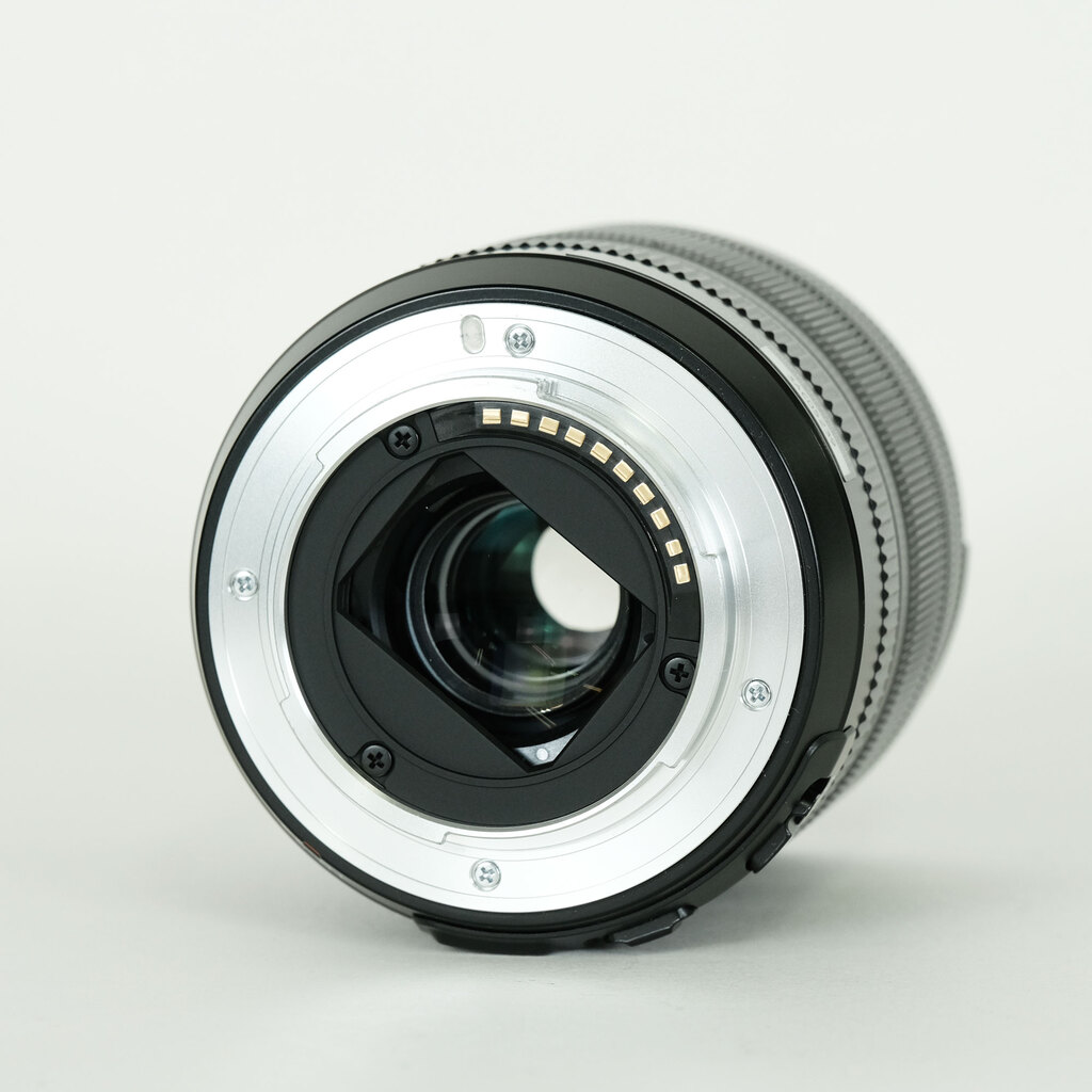 FUJIFILM XF18-55mmF2.8-4 R LM OIS FUJIFILM XF18-55mmF2.8-4 R LM OIS