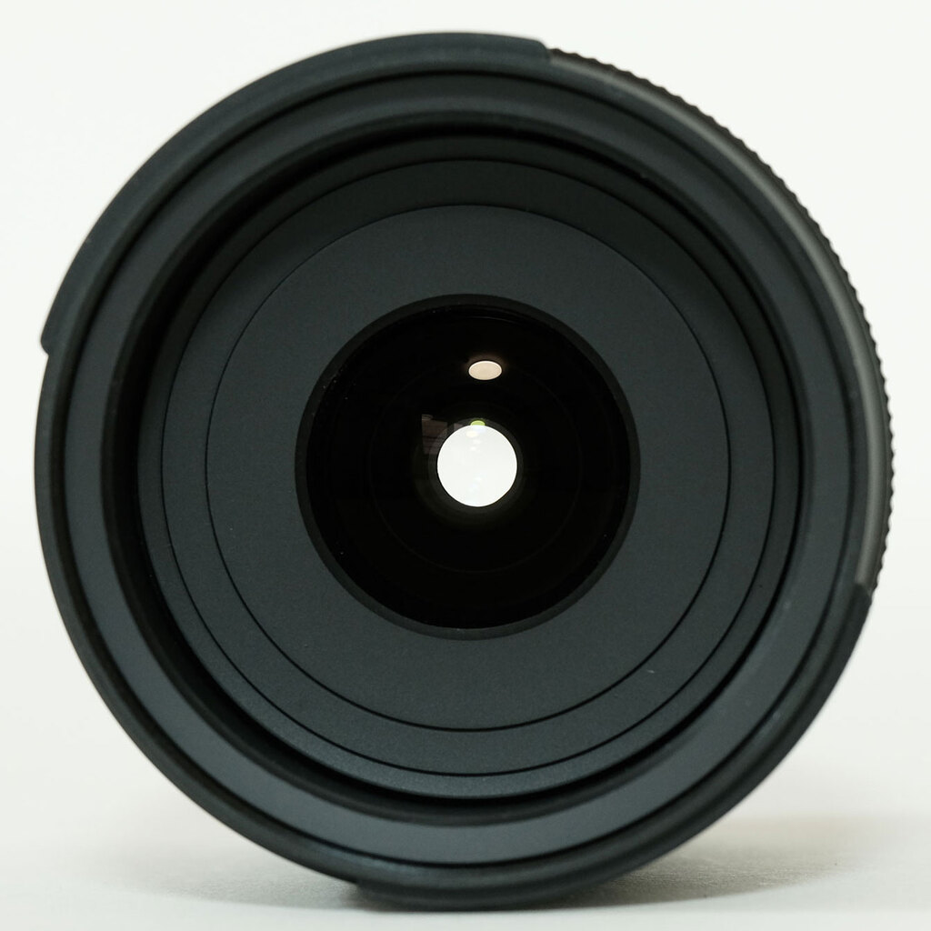 TAMRON 20mm F/2.8 Di III OSD M1:2 (Model F050) [ソニーE用]