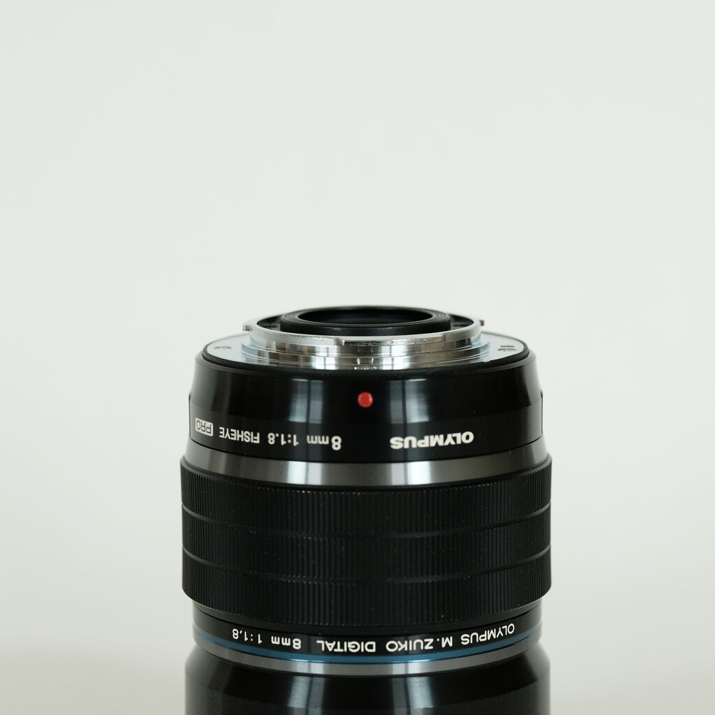 OLYMPUS M.ZUIKO DIGITAL ED 8mm F1.8 Fisheye PRO OLYMPUS M.ZUIKO DIGITAL ED 8mm F1.8 Fisheye PRO