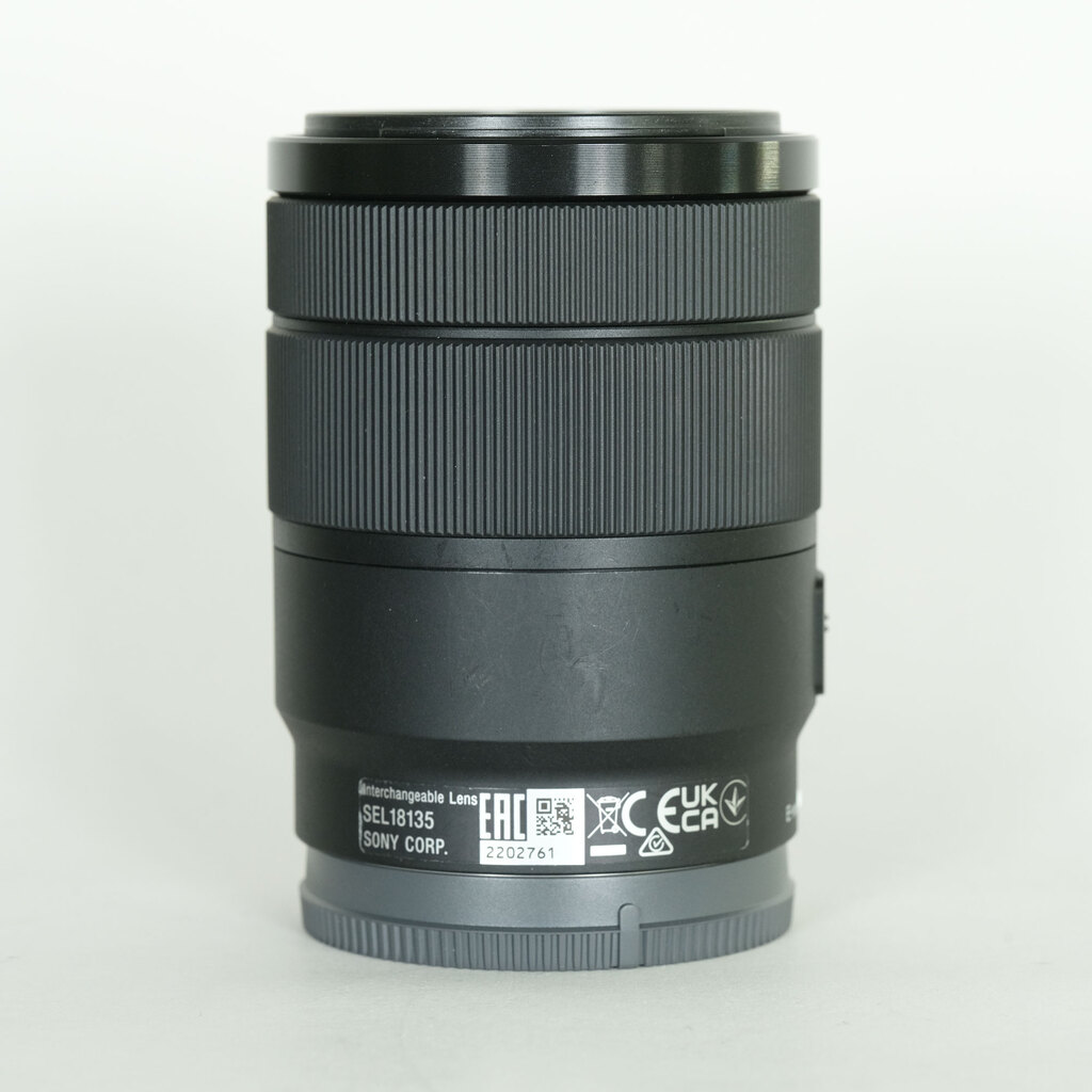 SONY E 18-135mm F3.5-5.6 OSS SEL18135