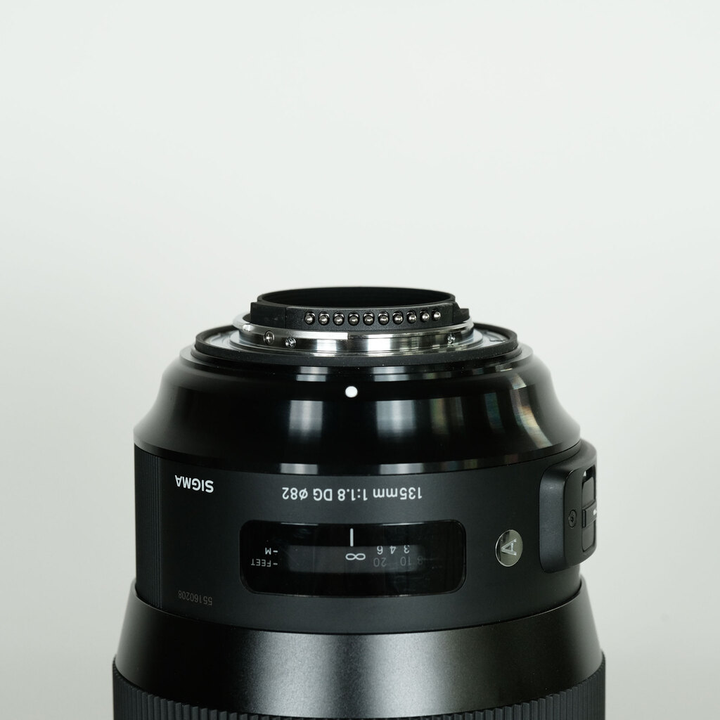 美品SIGMA  Art 135mm F1.8 (ニコンF用)【最終値下げ】 シグマ 中古 1年保証 美品 SIGMA Art 135mm F1.8 DG HSM