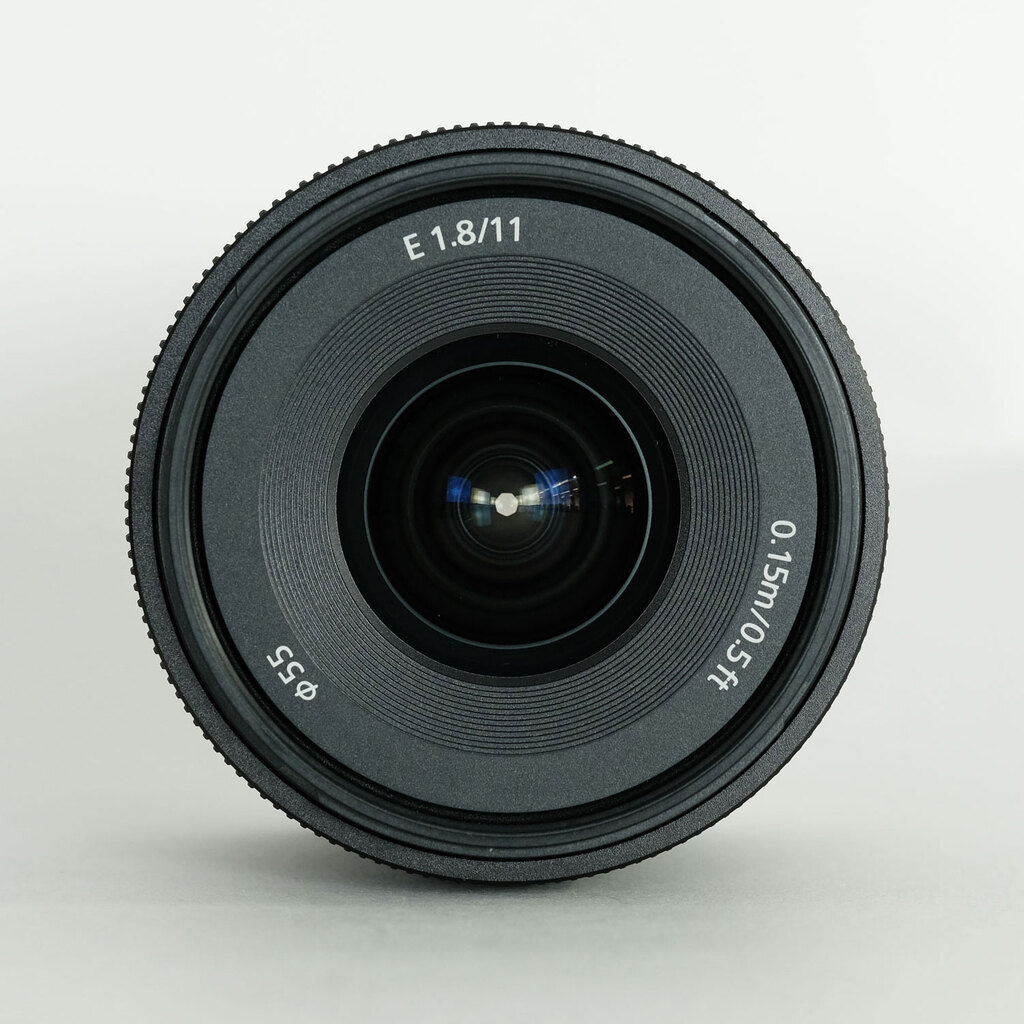 SONY E 11mm F1.8 SEL11F18 SONY E 11mm F1.8 SEL11F18