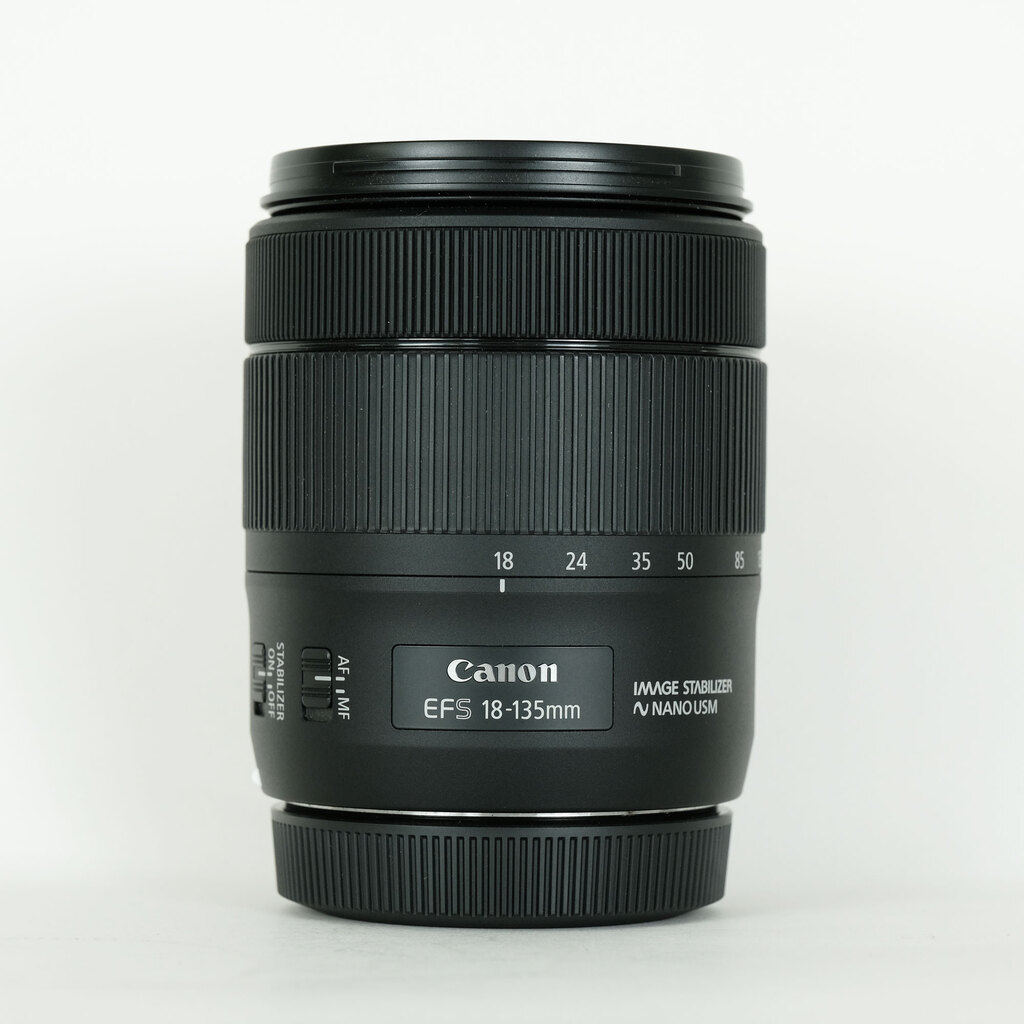Canon EF-S18-135mm F3.5-5.6 IS USMの出品 | ONE SCENE（ワン