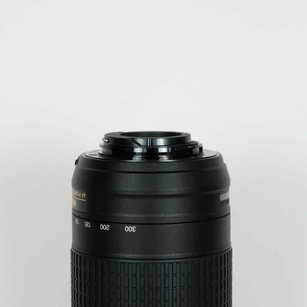 Nikon AF-P DX NIKKOR 70-300mm f/4.5-6.3G ED VR Nikon AF-P DX NIKKOR 70-300mm f/4.5-6.3G ED VR