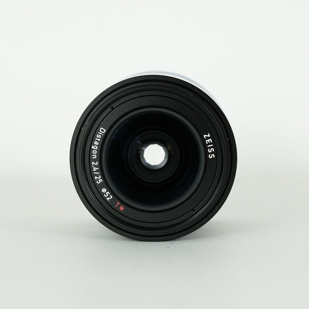 中古　ZEISS Loxia f2.4/25mm レンズ　箱無し 中古 ZEISS Loxia f2.4/25mm レンズ 箱無し 中古 ZEISS Loxia f2