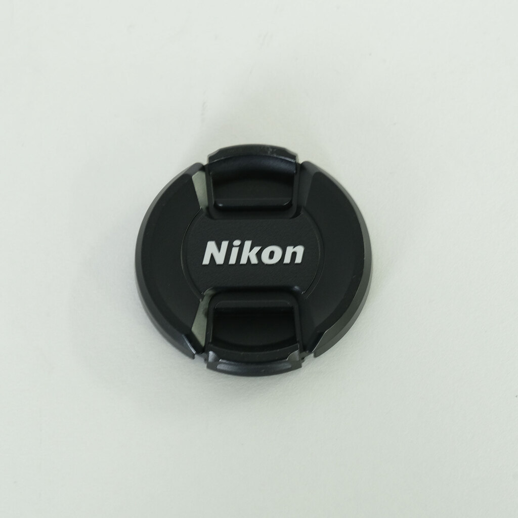 Nikon AF-P DX NIKKOR 18-55mm F3.5-5.6G VR Nikon AF-P DX NIKKOR 18-55mm F3.5-5.6G VR