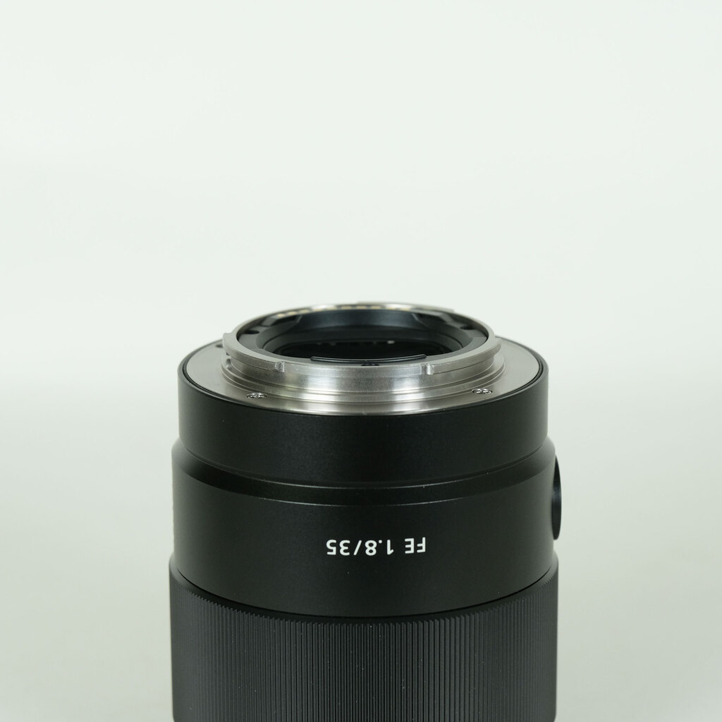 SONY FE 35mm F1.8 SEL35F18F