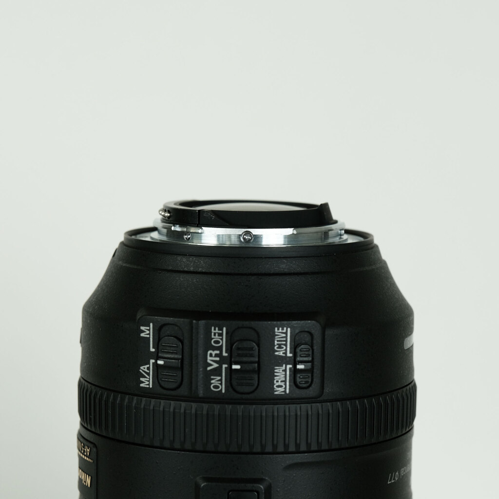 Nikon AF-S NIKKOR 28-300mm f/3.5-5.6G ED VR