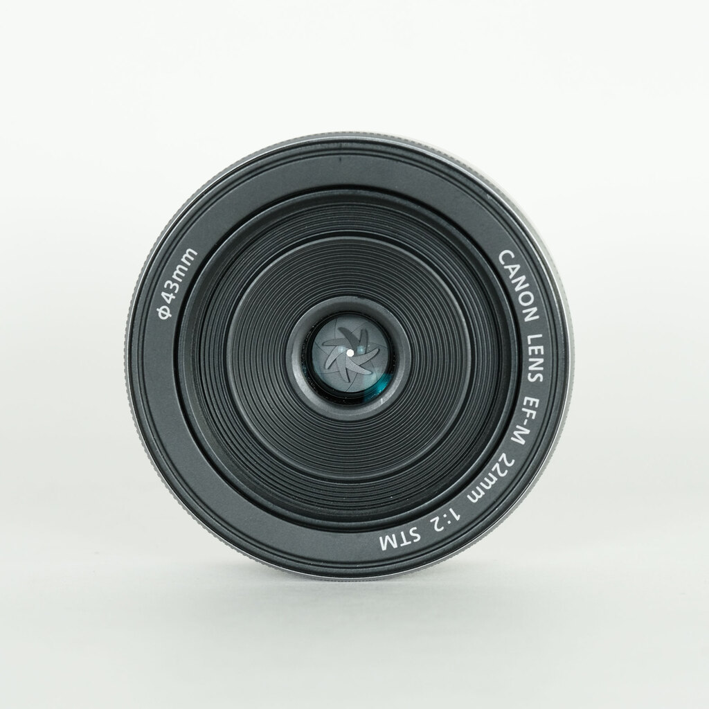 [美品] Canon EF-M22mm F2 STM ブラック Canon EF M22mm F2 STM Standard Lens for EOS DSLR Cameras