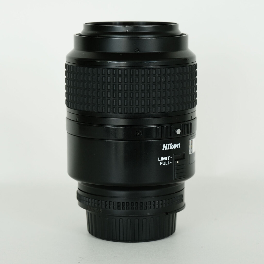 Nikon AF 105mm F2.8D マイクロ Nikon AF 105mm F2.8D マイクロ