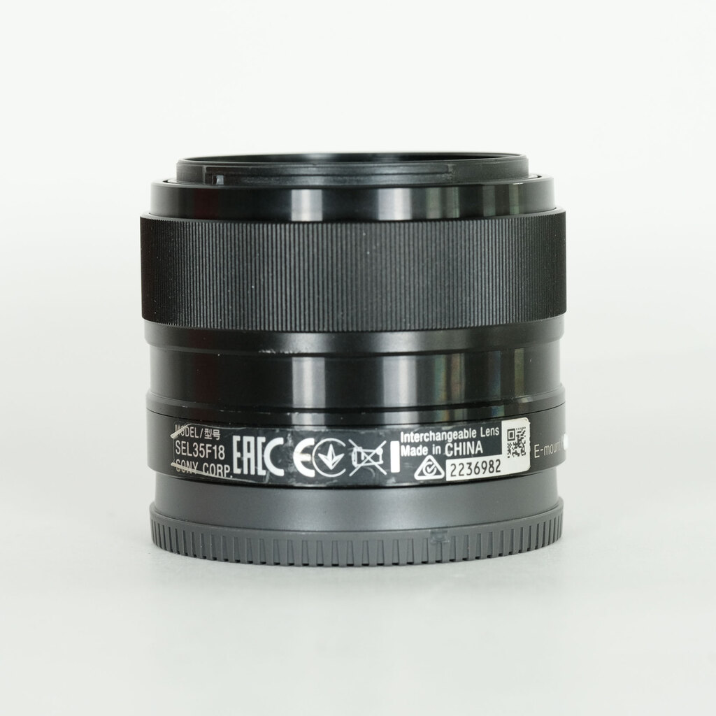 SONY E 35mm F1.8 OSS SEL35F18の出品 | ONE SCENE（ワンシーン）